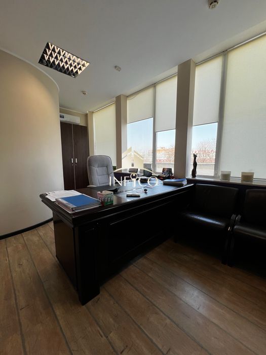 Квадратні метри в самому центрі