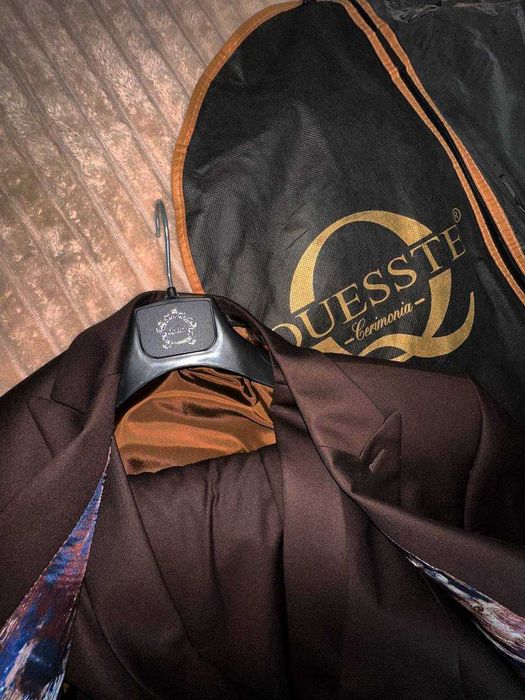 Qessty (Туреччина),  Костюм трійка, новий !! (піджак, брюки, желет)