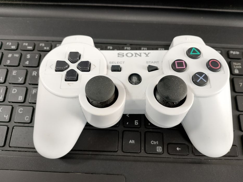 Джойстик Sony PlayStation 3 (CECHZC2E B1)