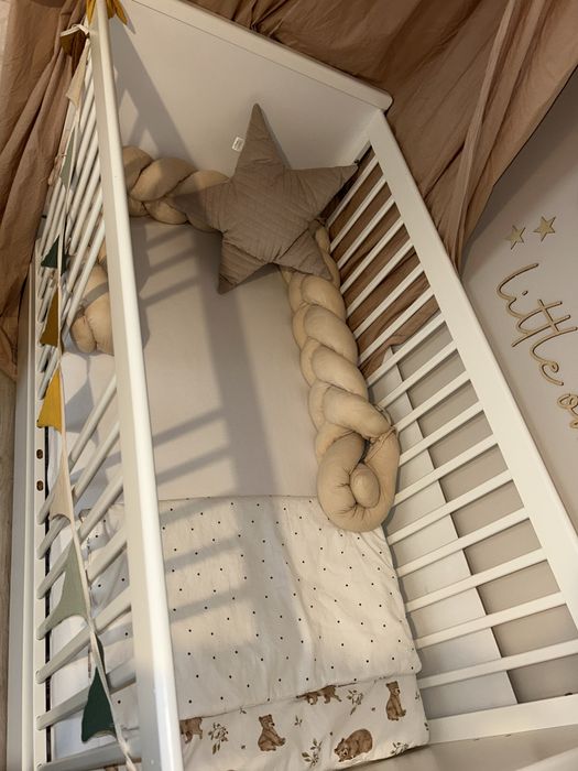 Łóżeczko drewniane