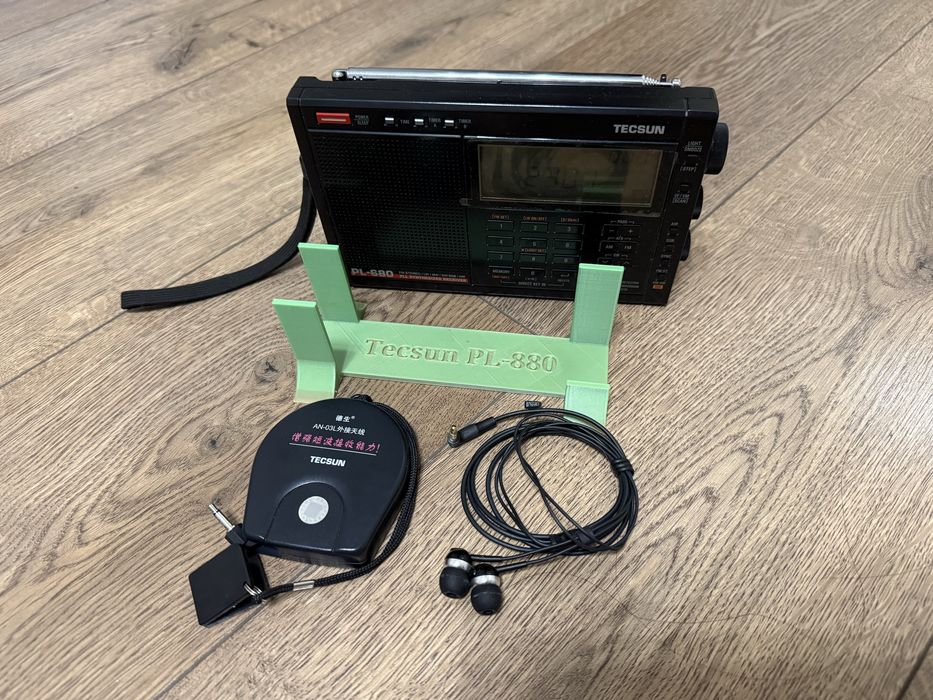 Продам SSB приймач Tecsun PL680