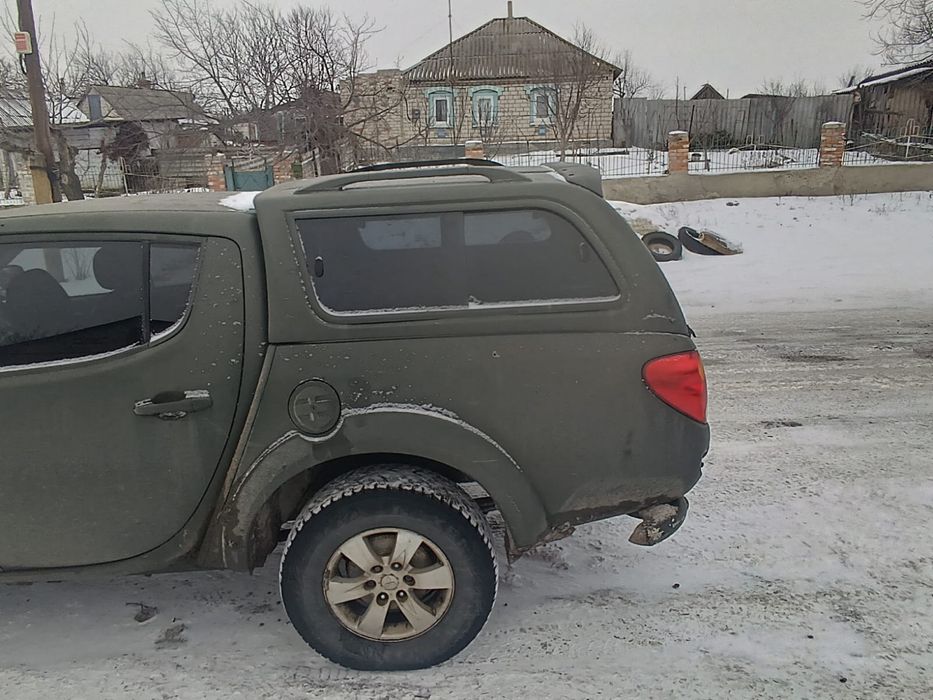 Продам  Міцубіші Л200