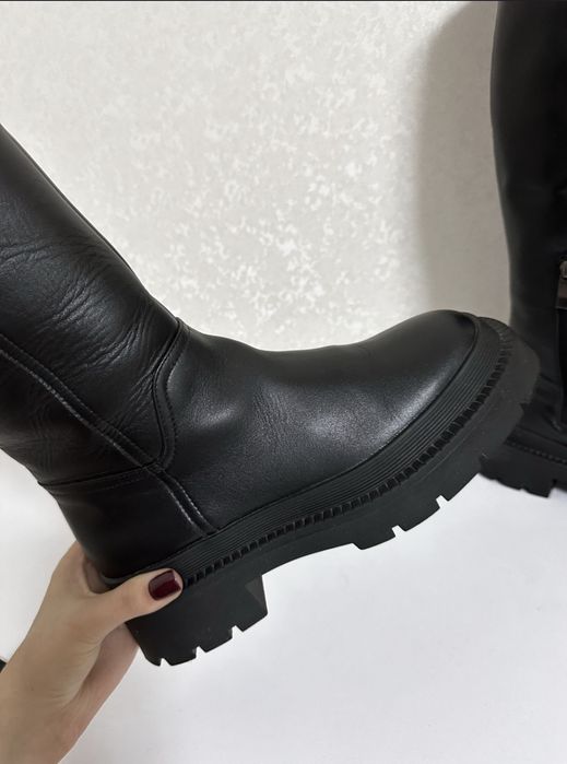 Жіночі  зимові шкіряні сапожки- ботфорди- труби