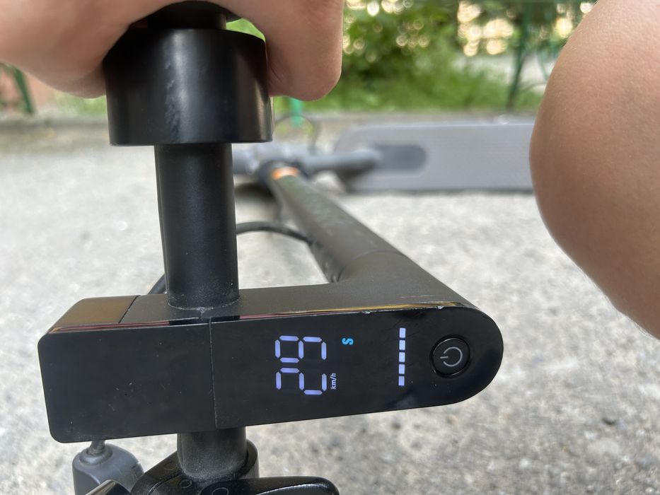 Xiaomi Mi Electric Scooter