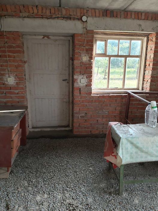 Продам або обміняю будинок на квартиру