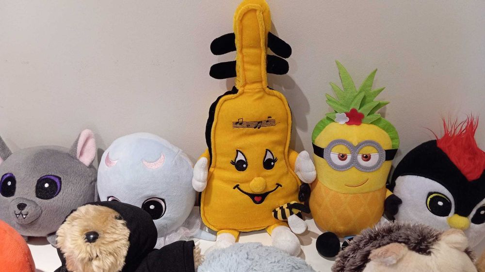 Peluches diversos (alguns da coleção do Pingo Doce)