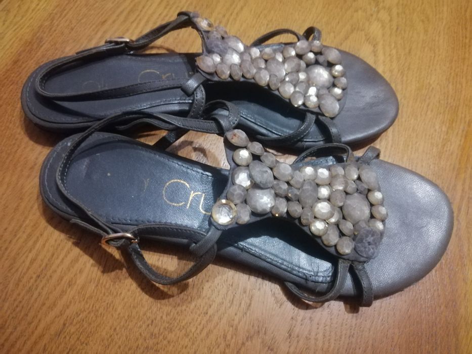 Шкіряні босоножки 37 розміру