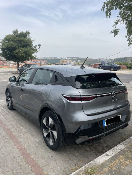 VENDO MEGANE E-TECH EQUILIBRIUM  CHARGE 60 KWH 2022