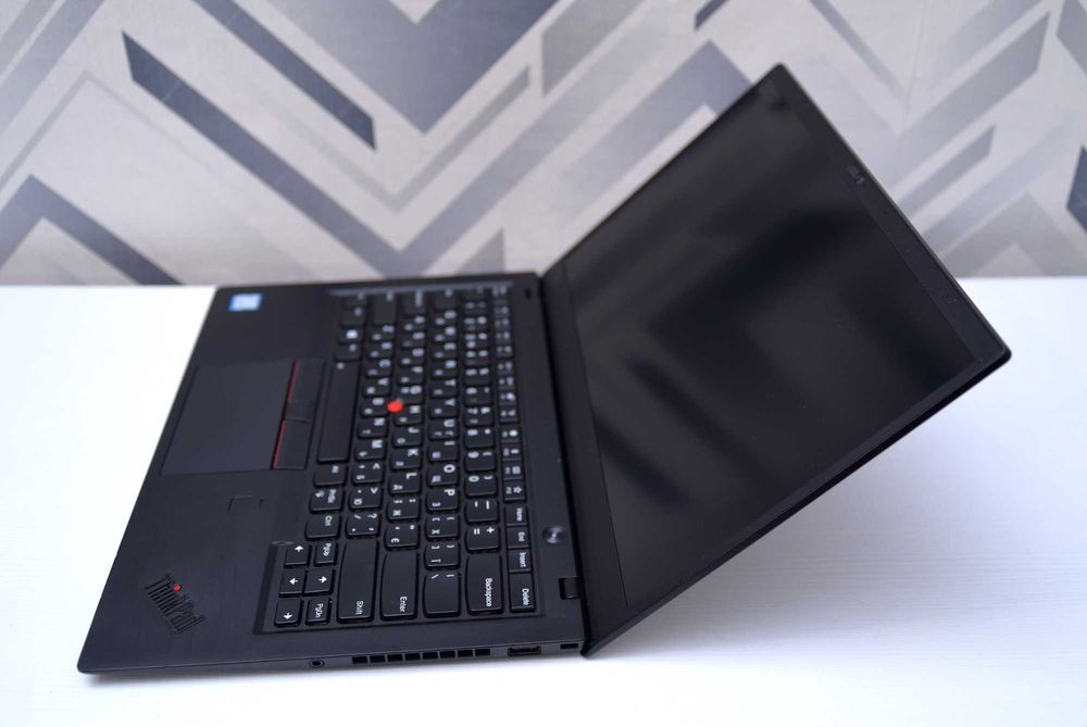 Lenovo ThinkPad X1 Carbon/ i5-8250U/ 256/512 SSD/ 8 RAM/ 14 FHD IPS / ноутбук