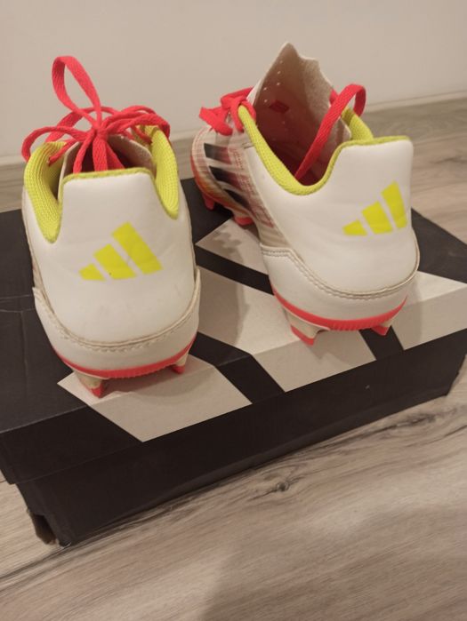 Buty korki adidas 40