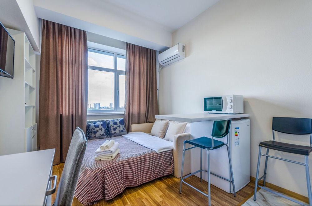 Квартира подобово, м. Берестейська, Smart House