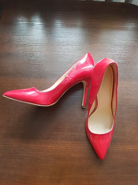Czerwone szpilki rozm.40-41