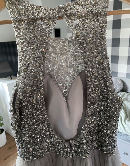 Sukienka balowa stódniówka srebrna Mascara London 40