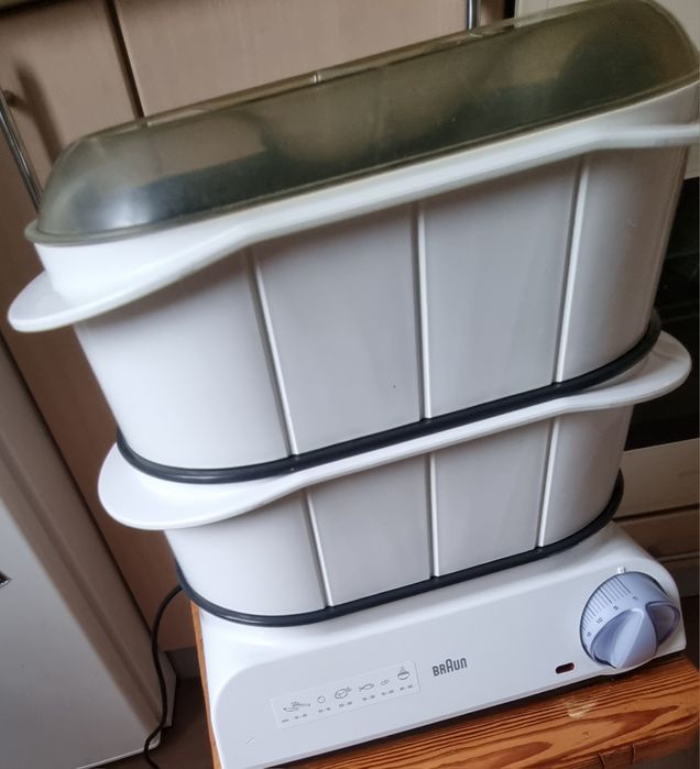 Пароварка Braun в робочому стані