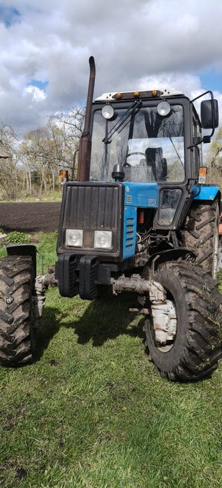 Трактор МТЗ 892.
