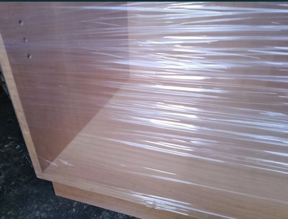 Secretárias de madeira - vários modelos e preços