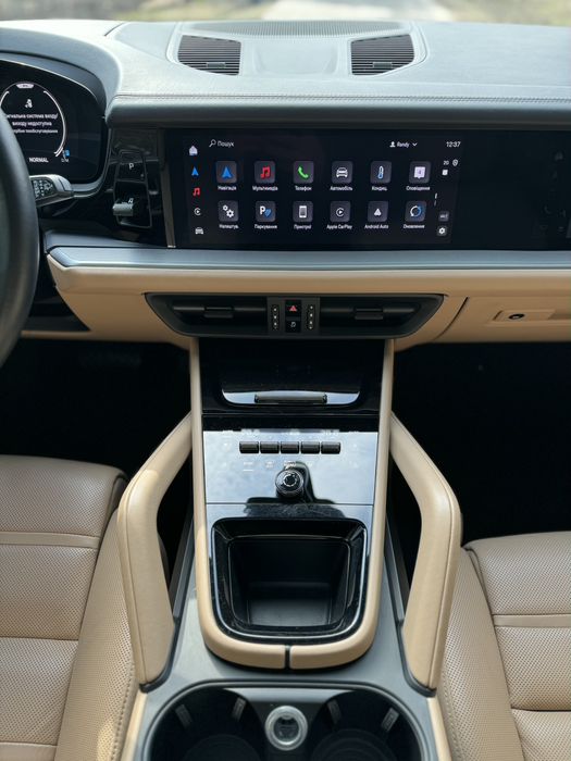 Porsche cayenne 2024