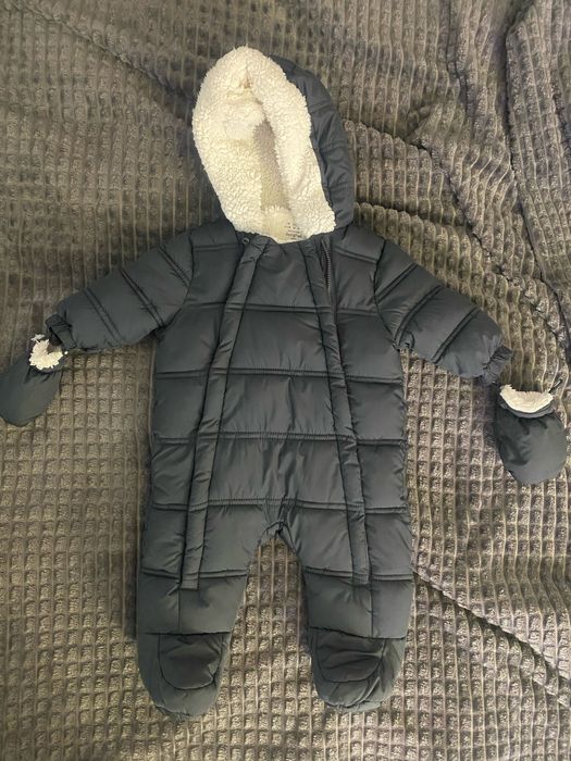 Sprzedam 3 kombinezony rozmiar 62