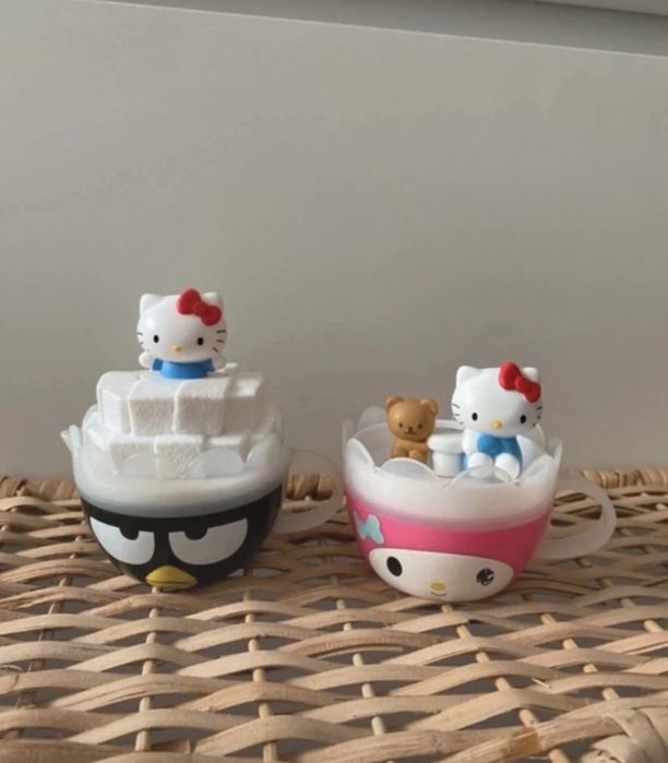 Conjunto figuras hello kitty
