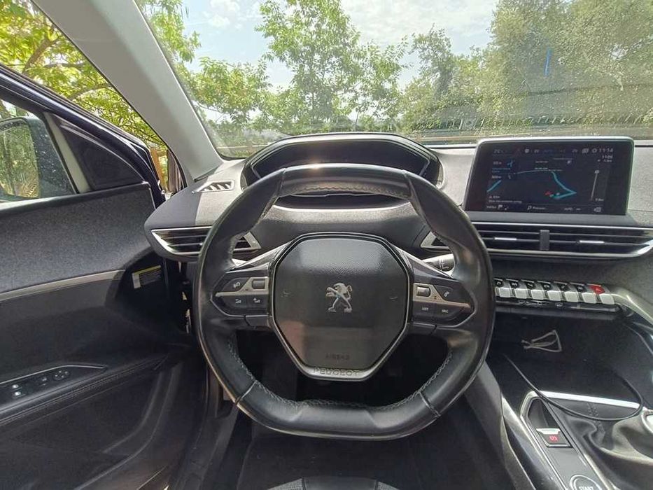 Peugeot 5008-II 1.5 BlueHDi Allure – 7 Lugares – 2018