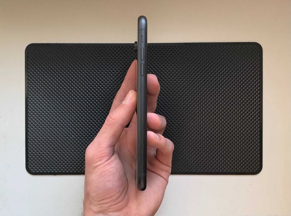 Почти новый - iPhone XR - 128 гб - 86% АКБ - BLACK - NEVERLOCK