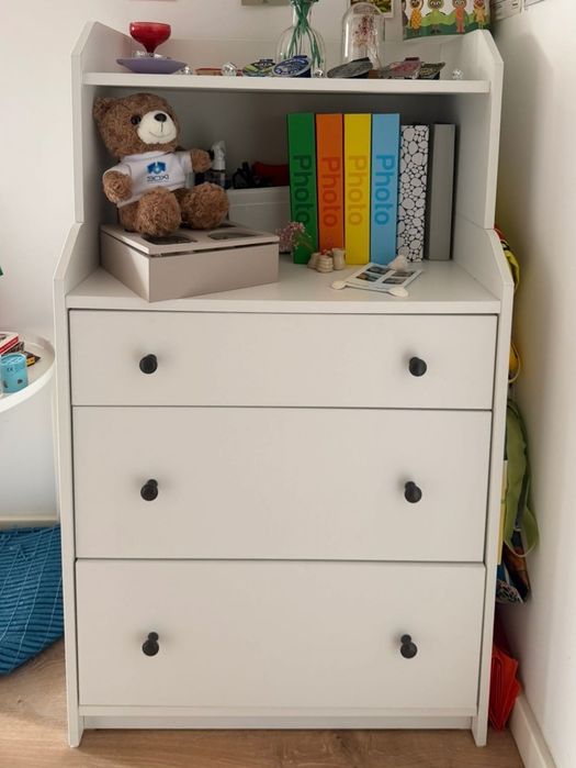 Armário Ikea branco