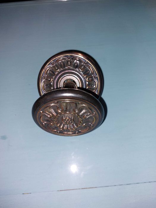 Vendo Puxador e Batente de porta entrada