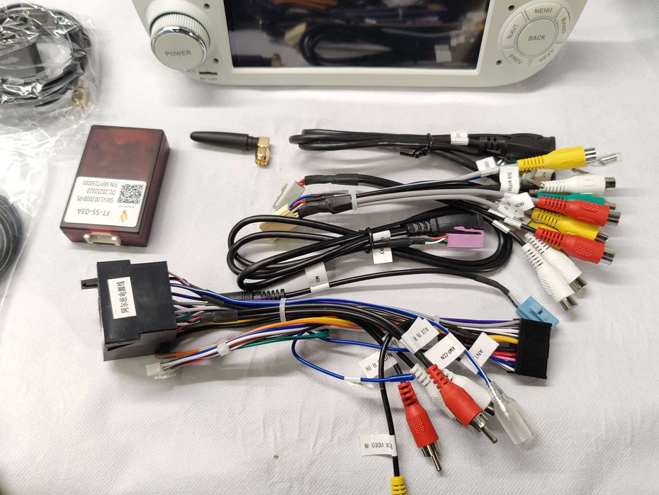 Radio 2 DIN Android 13 Fiat 500– Branco GPS WIFI CarPlay - Novo