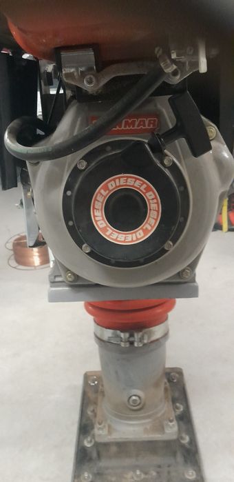 stopa wibracyjna yanmar