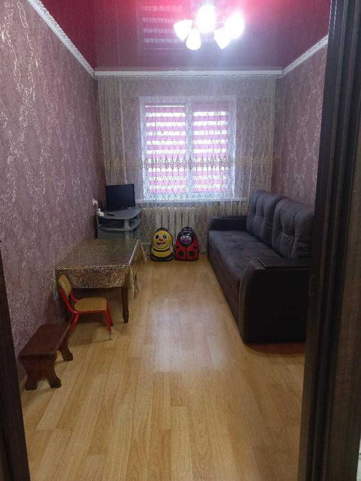 Продаж 3 кімнатної квартири Польова