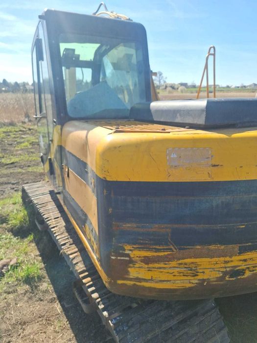 Sprzedam koparkę JCB
