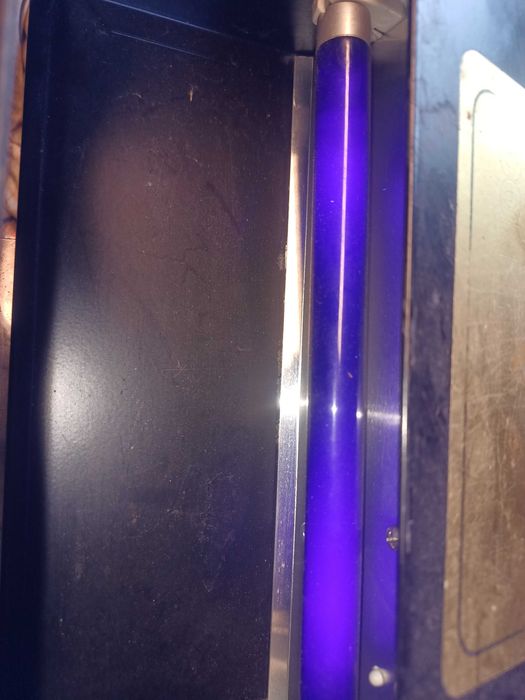 Lampa kontrolna do banknotów UV