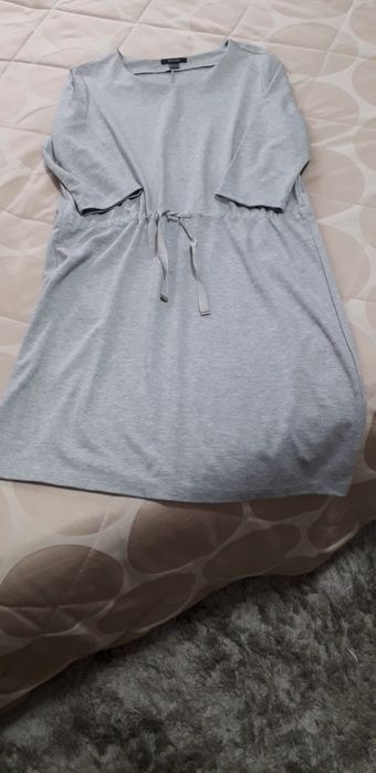 Vestido de  malha muito confortável. novo