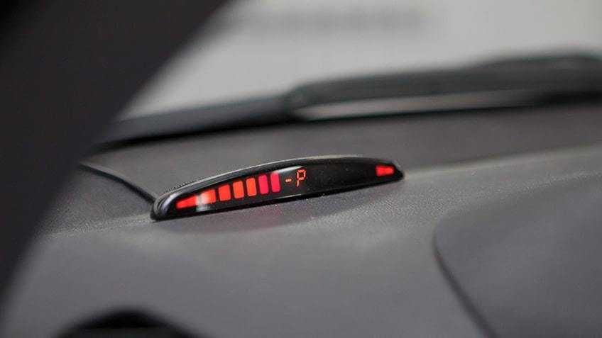 Парктроники: установка, подключение. Автомагнитолы,камера заднего вида ...