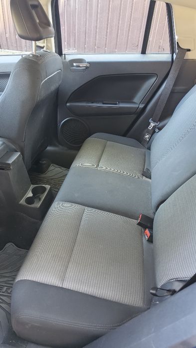 Dodge CALIBER  2010