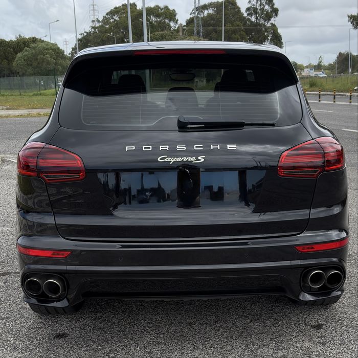 Porsche Cayenne S E-Hybrid Plug-In **Desde 435€**