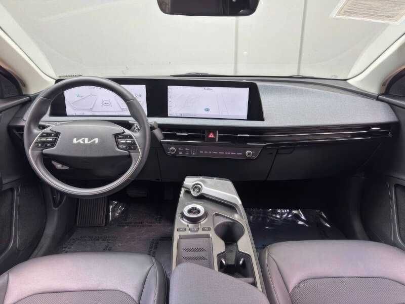 2024 Kia EV6 Light