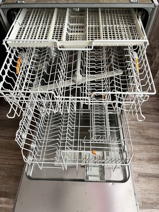 Встраиваемая посудомоечная машинка Miele G 2383 SCVi