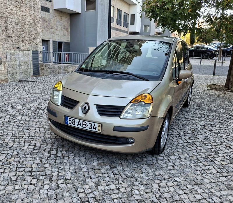 Renault Modus 1.2i 16v C/AC Nacional 05