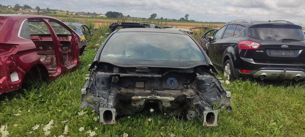 Szkielet nadwozia ford focus MK3 ćwiartki