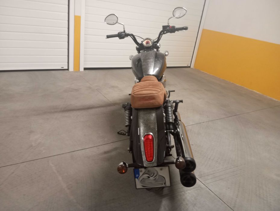 Indian Scout Sixty