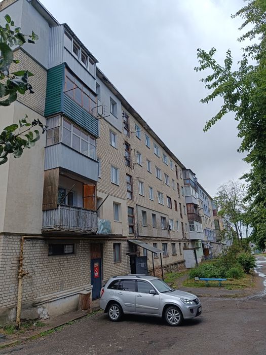 Продаж 3-кімнатної квартири в пгт Кочеток