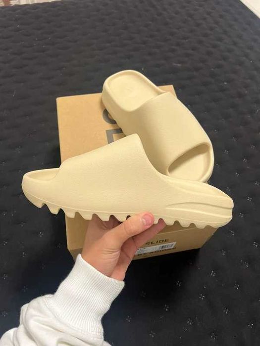 Adidas Yeezy Slide bone R.40