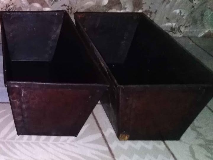 Різний посуд для дачі, села