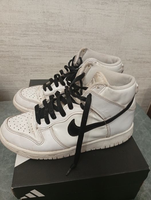 кросівки Nike 38 розмір