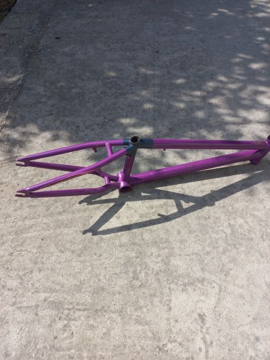 Рама eastern traildigger, каретка mid 19 мм, седло пластиковое, пеги