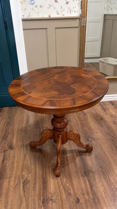 Piękny okrągły stolik vintage Ludwikowski z intarsją Ø80 cm