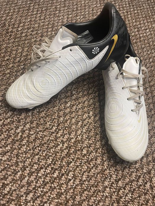 Копки Nike Phantom Gx