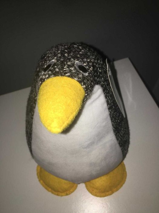 Peluche Pinguim NOVO