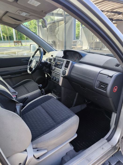 Продам Nissan X-Trail  2.2 дизель 2004рік